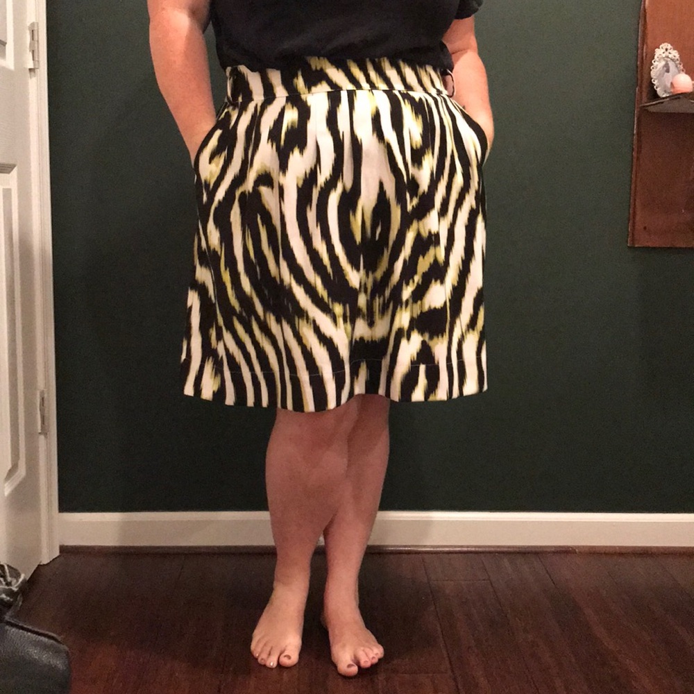 Plus Size Black White Animal Print Mini Skirt